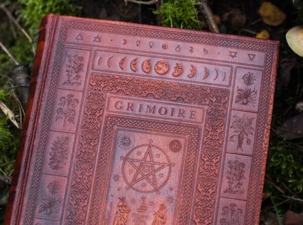 Grimoire - liber umbrarum et lux - obrazek 3